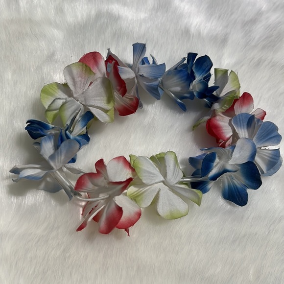 Boots & Barkley Canine Hawaiian Cotton Shirt with Lei Collar S - Picture 3 of 10